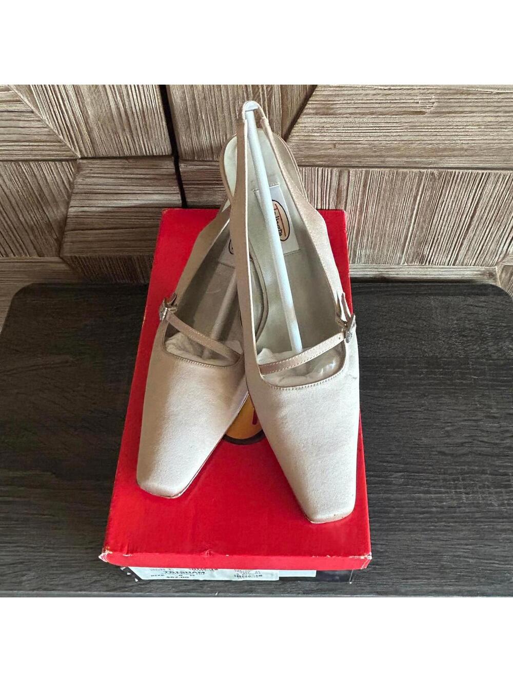 Talbots Women's Champagne Satin Slingback Heels Size 8AA